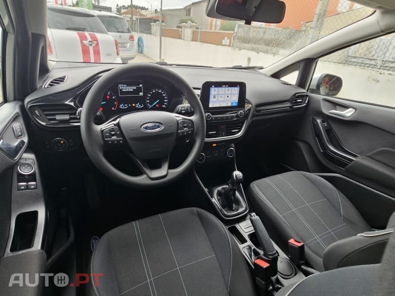 Ford Fiesta 1.1 Ti-VCT Business