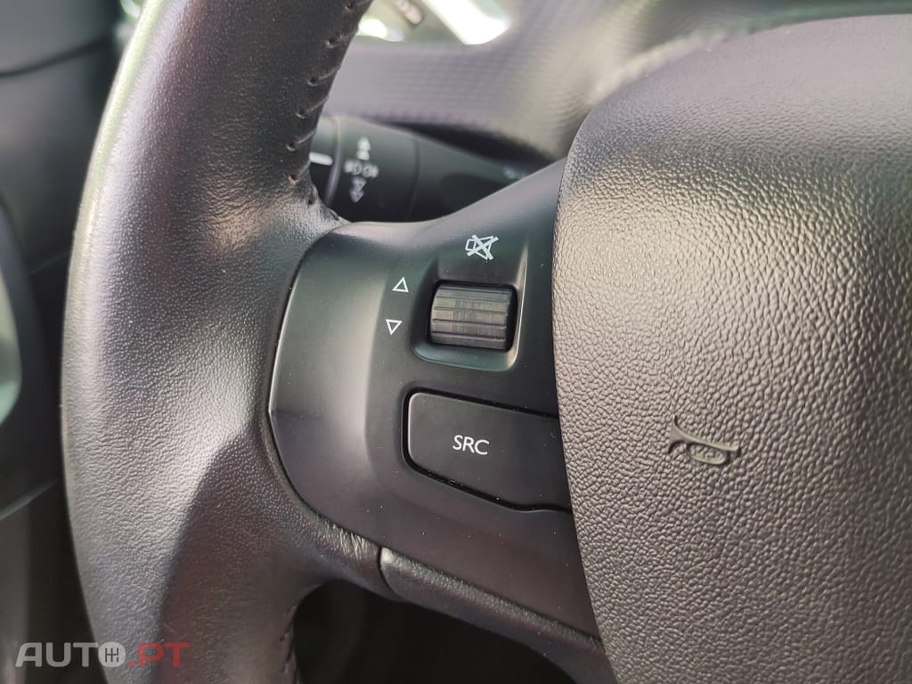 Peugeot 2008 1.2 PureTech Style