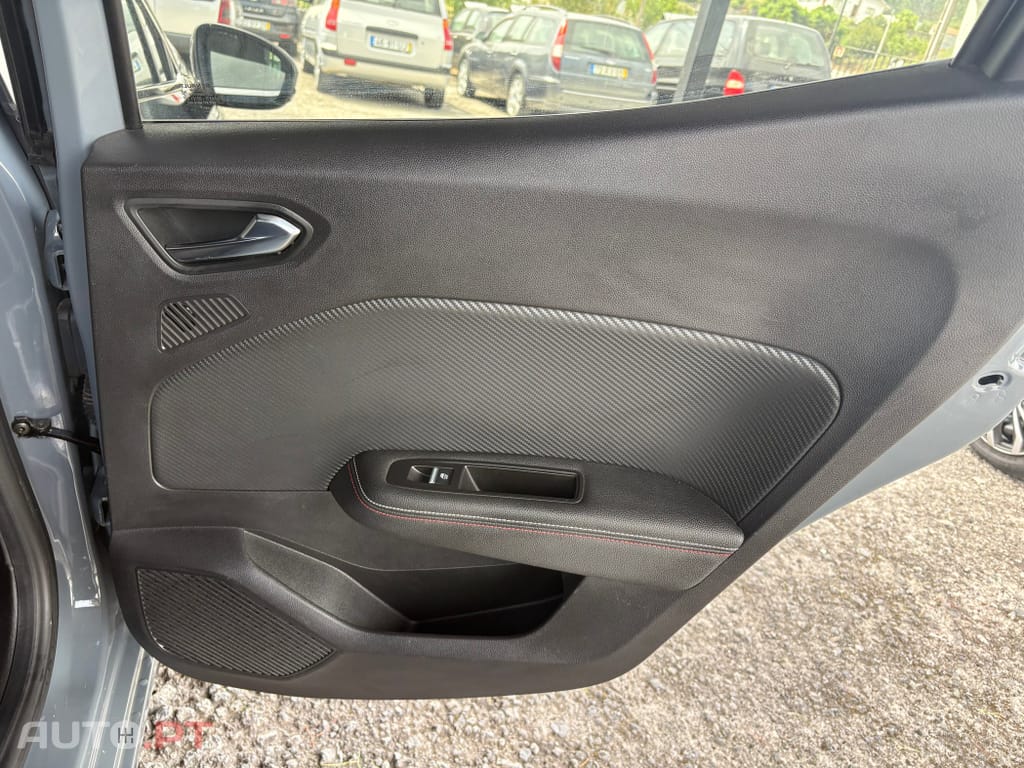 Renault Clio 1.0 TCe RS Line