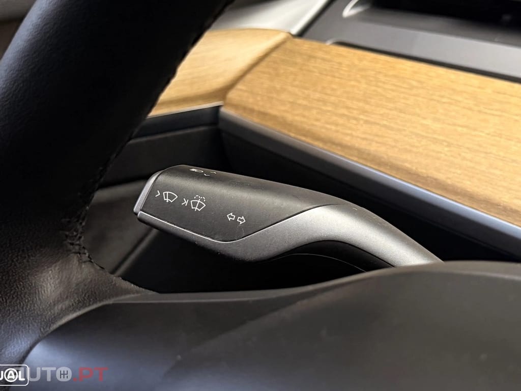Tesla Model 3 Long Range Tração Integral