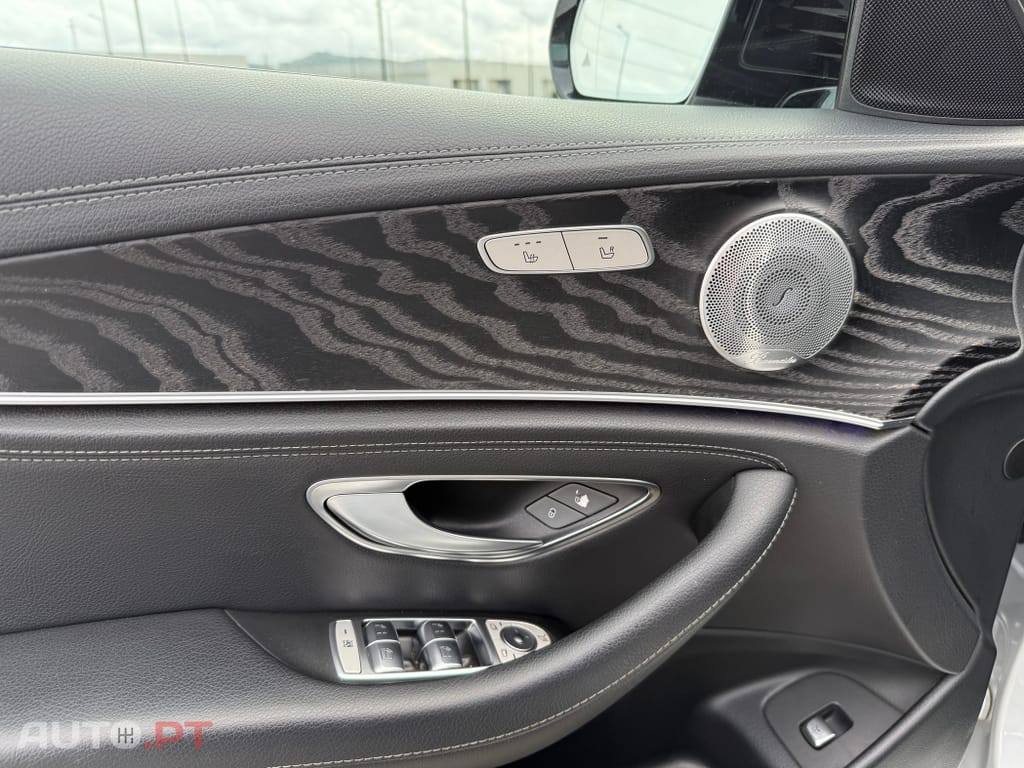 Mercedes-Benz E 220 d AMG Line
