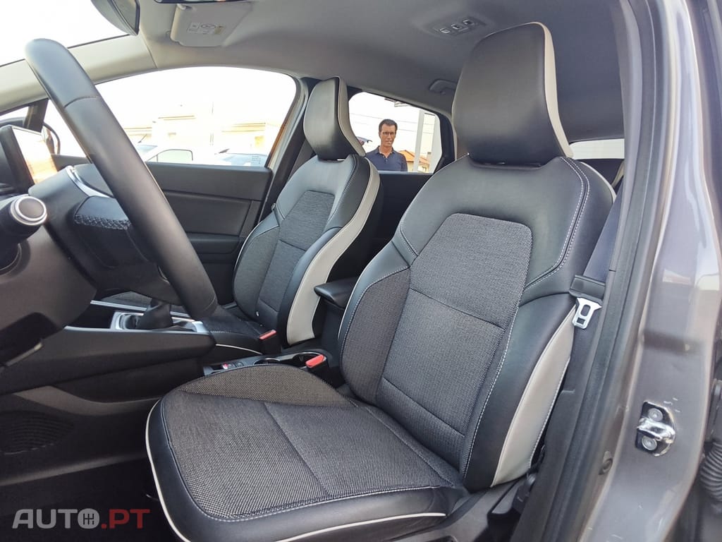 Renault Captur 1.0 TCe Intens