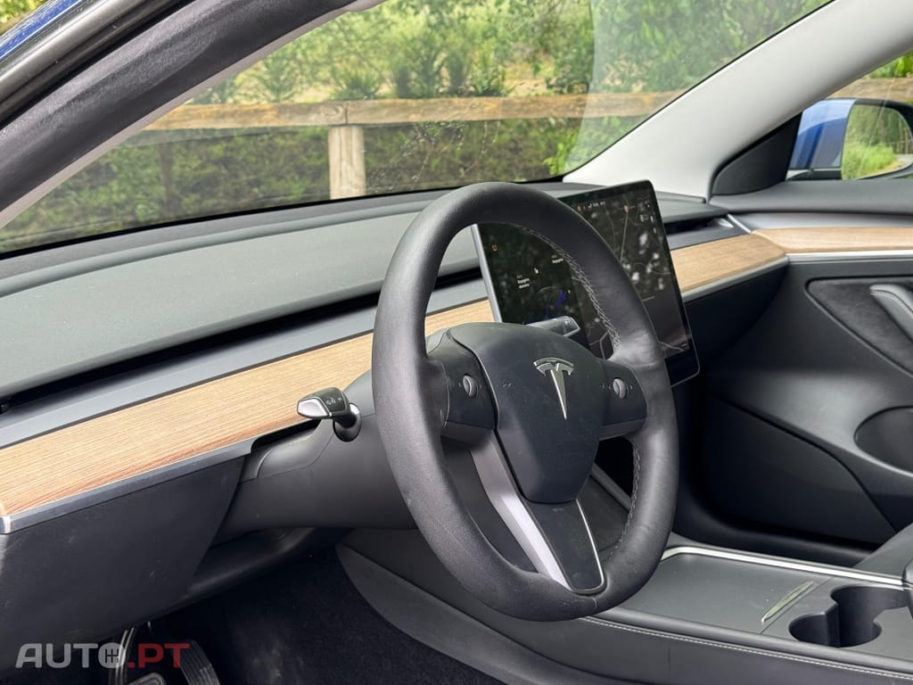 Tesla Model 3 Standard Range Plus RWD