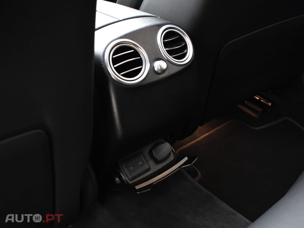 Mercedes-Benz GLC 300 e Coupe 4Matic 9G-TRONIC AMG Line