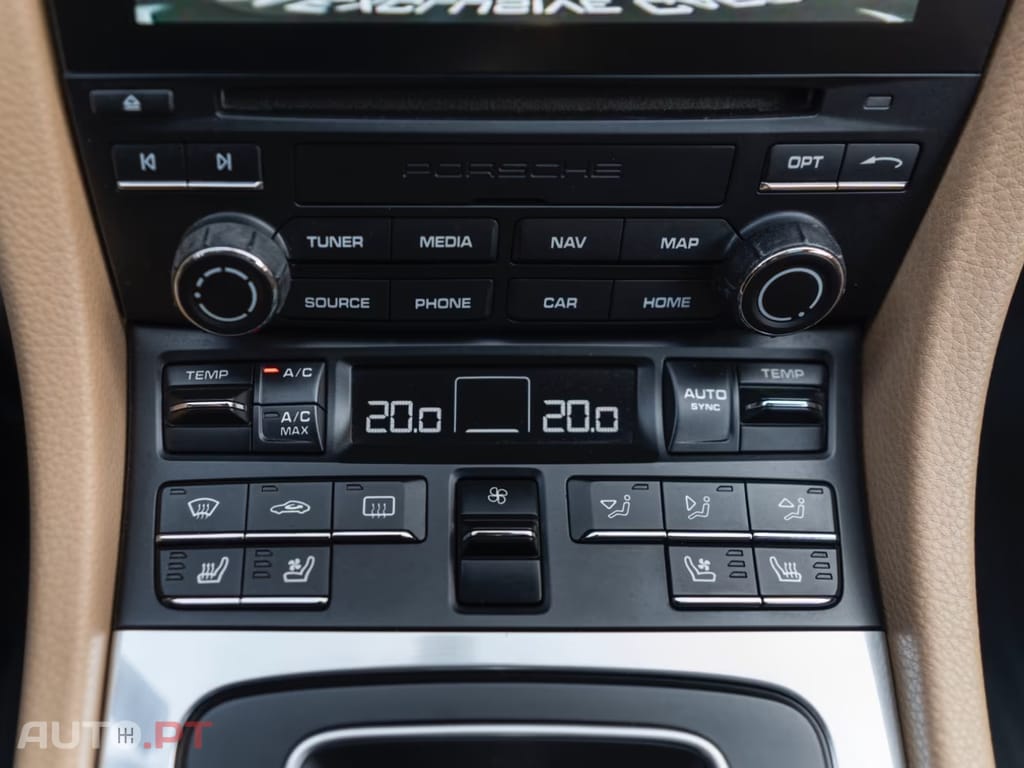 Porsche 911 Carrera Sport Chrono