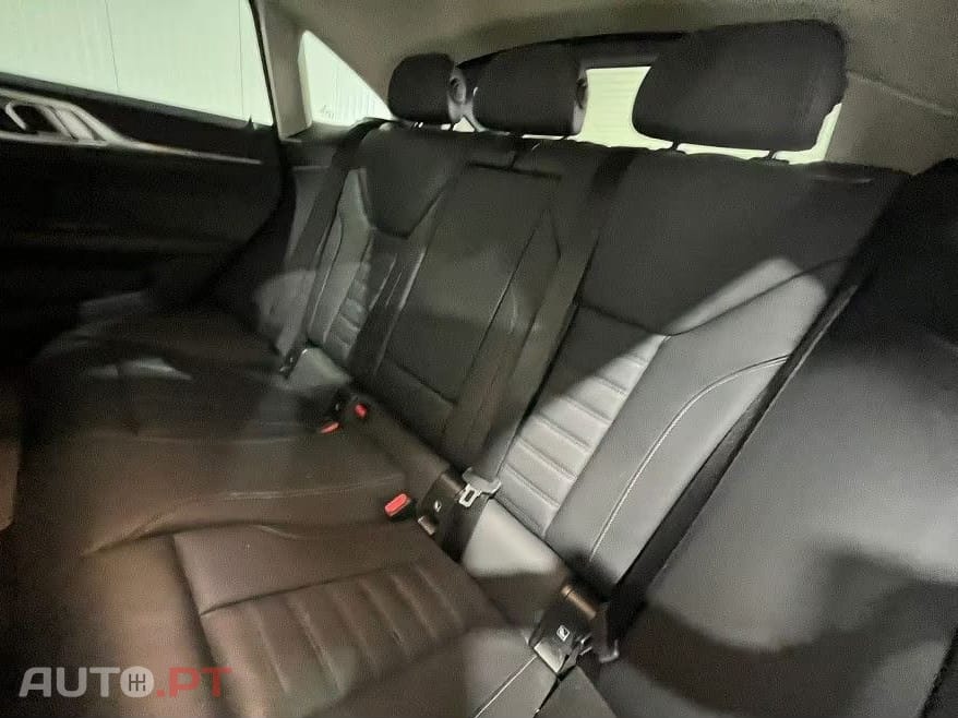 BMW i4 eDrive40 High Executive