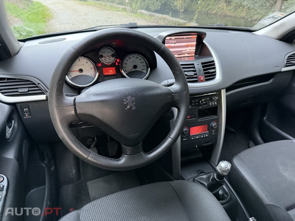 Peugeot 207 1.4 HDi Allure