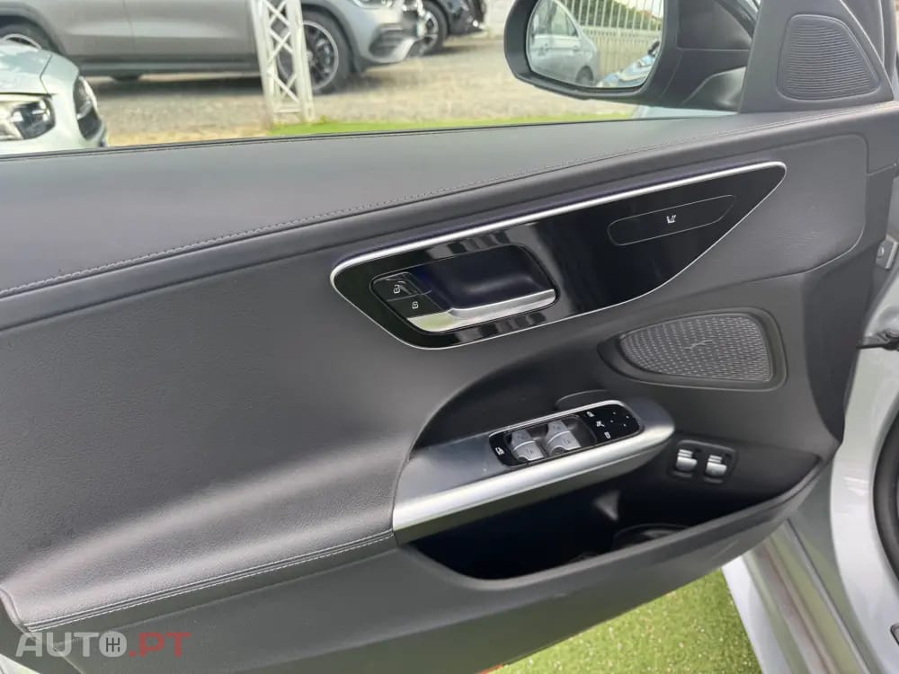 Mercedes-Benz C 300 e AMG Line