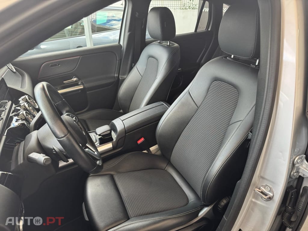 Mercedes-Benz GLA 200 d 4Matic 8G-DCT Progressive