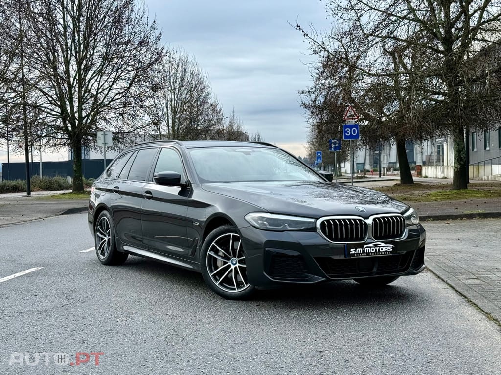BMW 530 e Pack Desportivo M