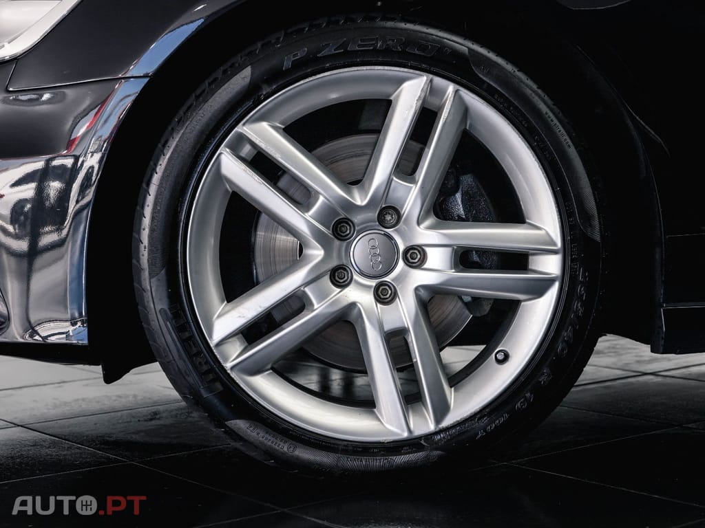 Audi A6 Avant 3.0 TDi V6 quattro S-line S tronic