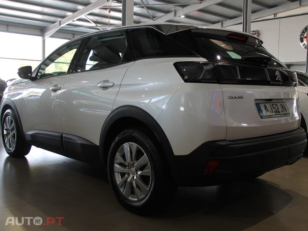 Peugeot 3008 1.5 BlueHDi Active