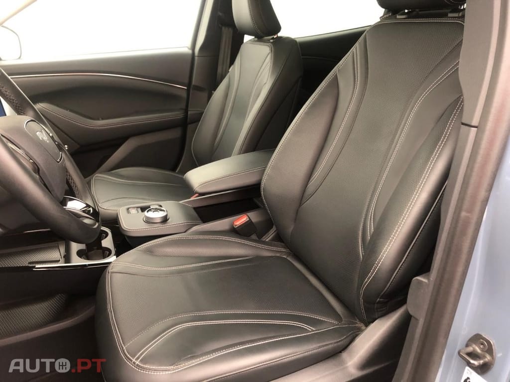 Ford Mustang Mach-E Standard Range