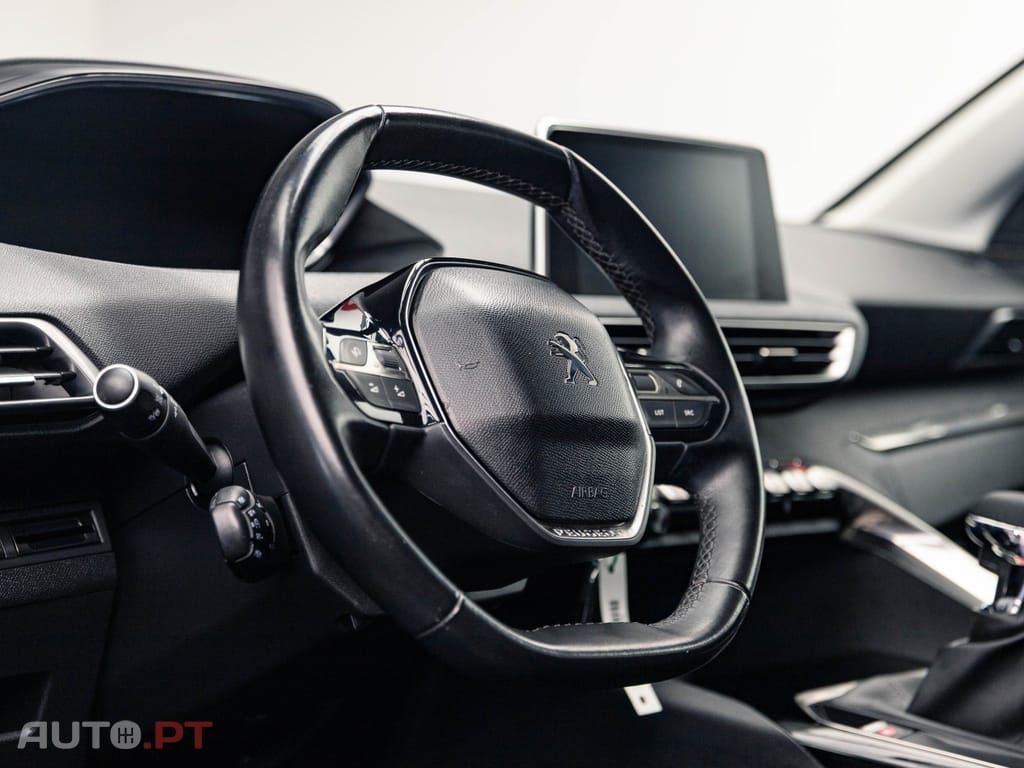 Peugeot 5008 1.5 BlueHDi Allure