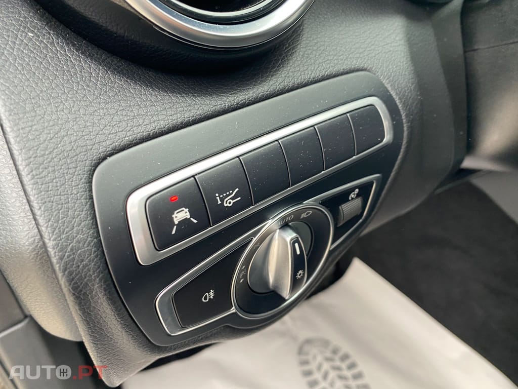 Mercedes-Benz C 220 d AMG Line