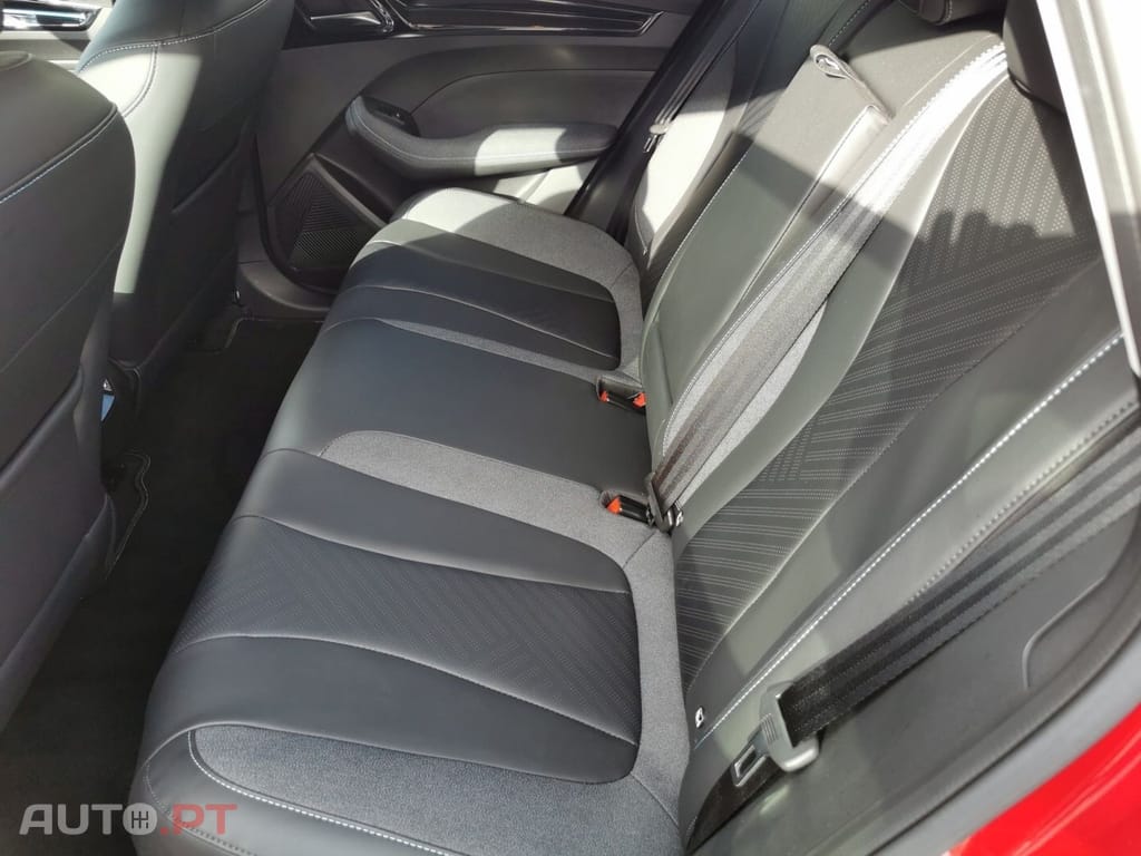MG MG5 Luxury 