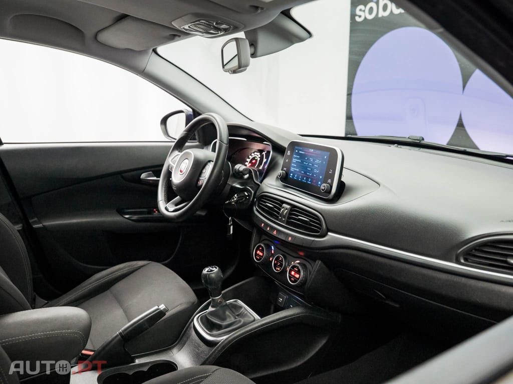 Fiat Tipo 1.3 M-Jet Lounge