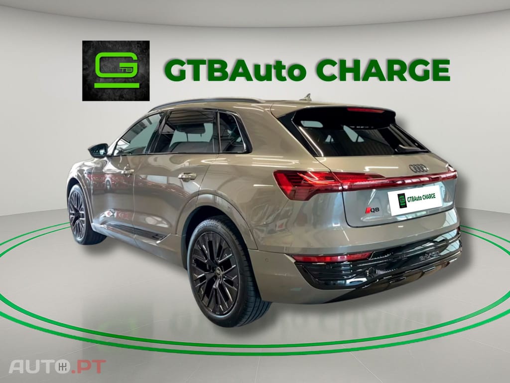 Audi Q8 E-Tron I.V.A DEDUTIVEL 50 quattro advanced