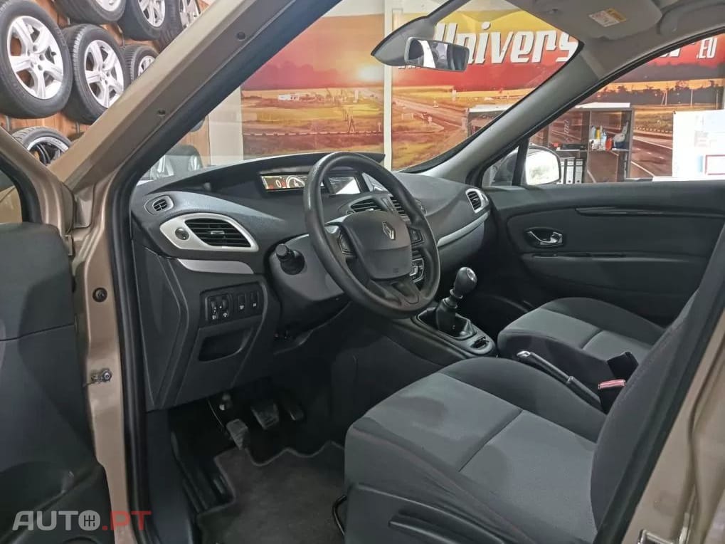 Renault Scénic 1.2 TCE Sport SS