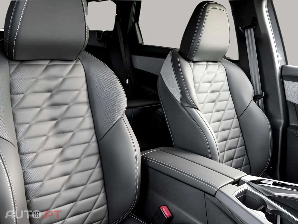 Peugeot E-5008 I.V.A DEDUTÍVEL GT