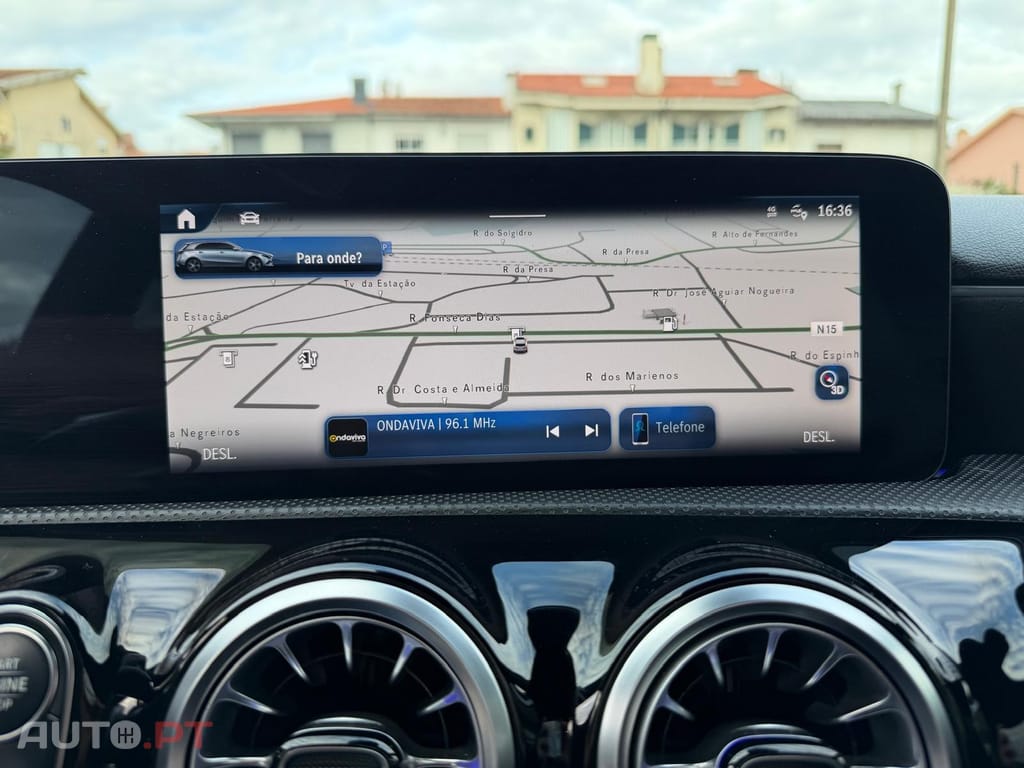 Mercedes-Benz A 250 e AMG Line