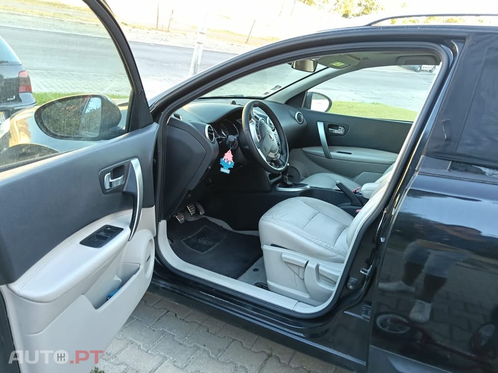 Nissan Qashqai +2 1.5 tekna premium 17