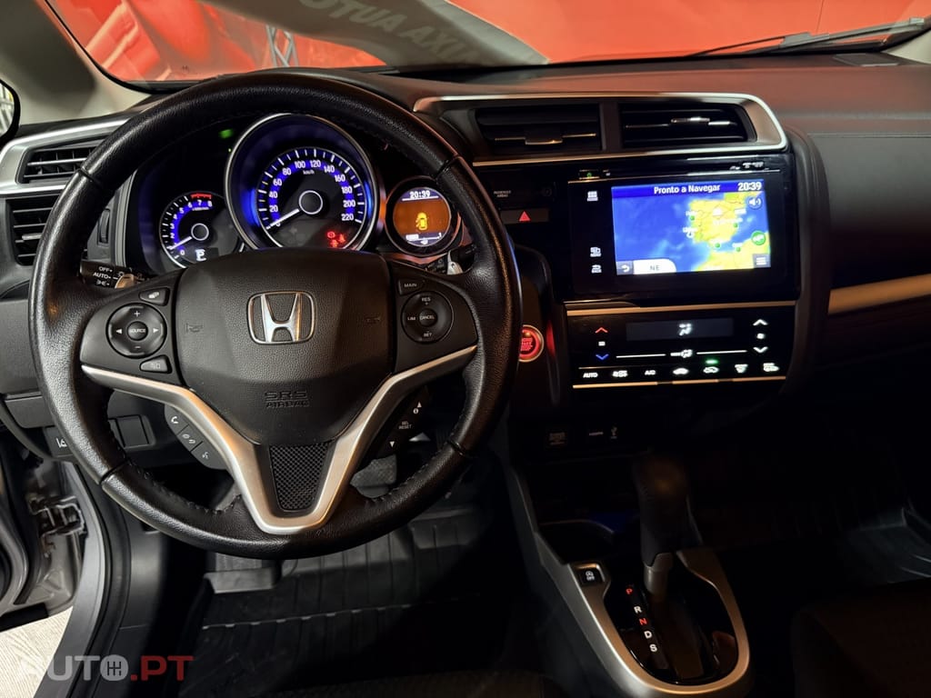 Honda Jazz 1.3 I-VTEC Comfort +Connect. Navi CVT