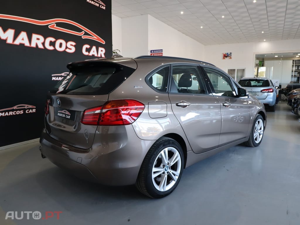 BMW 225 225xe Active Tourer advantage