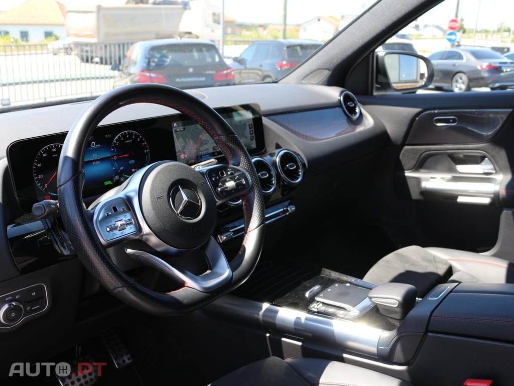 Mercedes-Benz GLA 250 e AMG Line