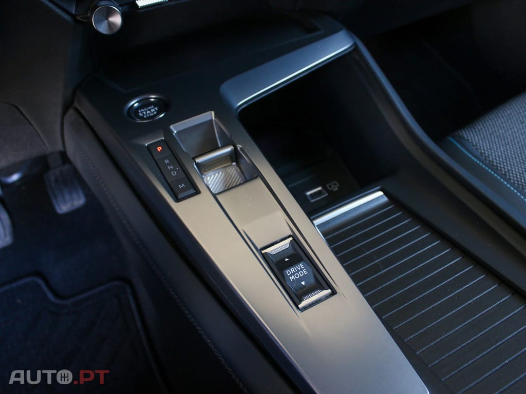 Peugeot 308 1.2 PureTech Allure EAT8