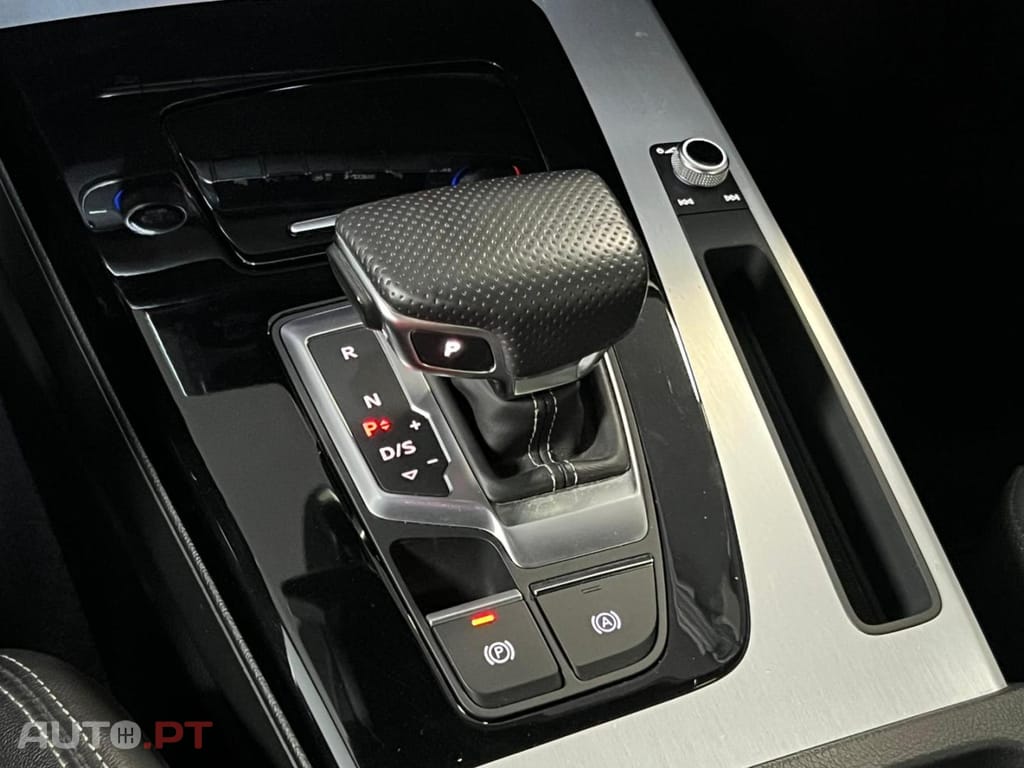 Audi Q5 55 TFSIe quattro S tronic S line PHEV