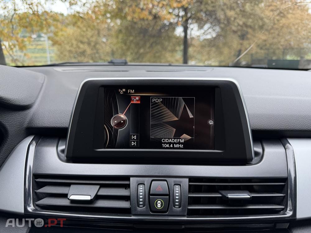 BMW 216 d Advantage Auto