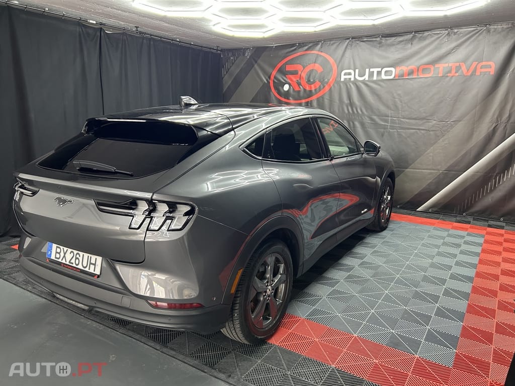 Ford Mustang Mach-E 98.7 kWh Premium