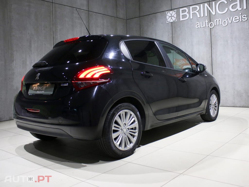 Peugeot 208 1.2 PureTech Style