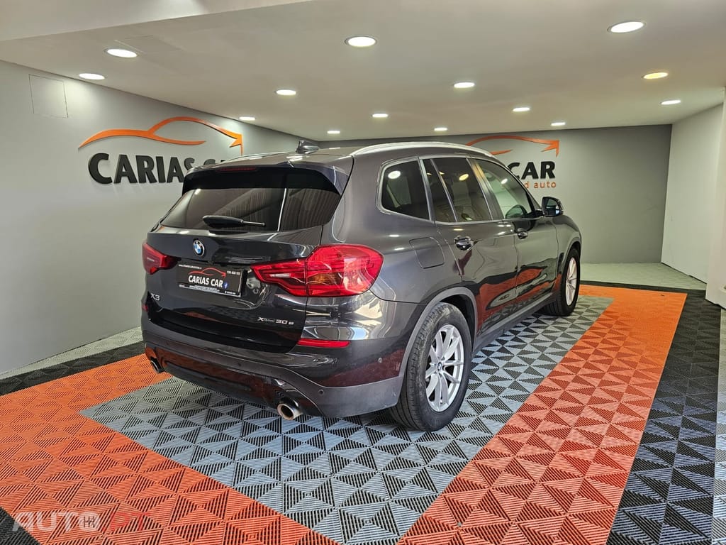 BMW X3 xDrive30e Luxury Line Aut.