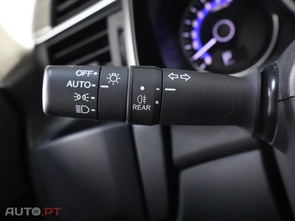 Honda Jazz 1.3 i-VTEC CVT ELEGANCE