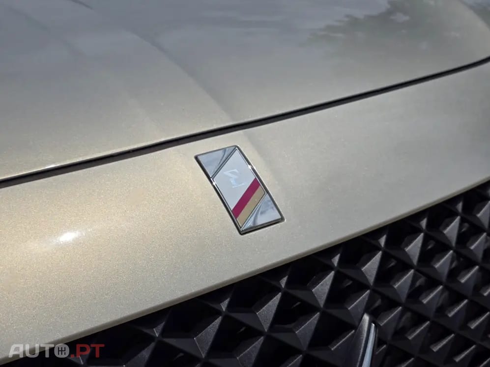 DS DS7 Crossback E-Tense Bastille+ EAT8