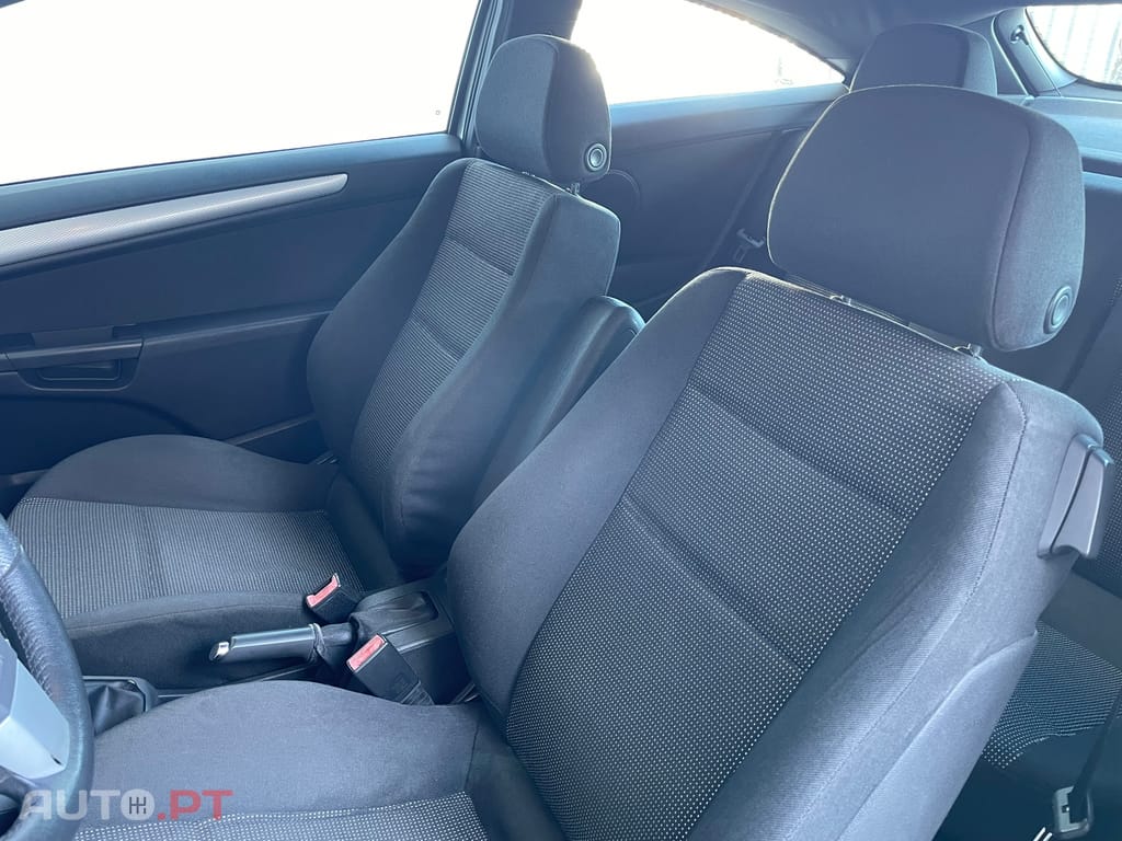 Opel Astra GTC 1.7 Diesel