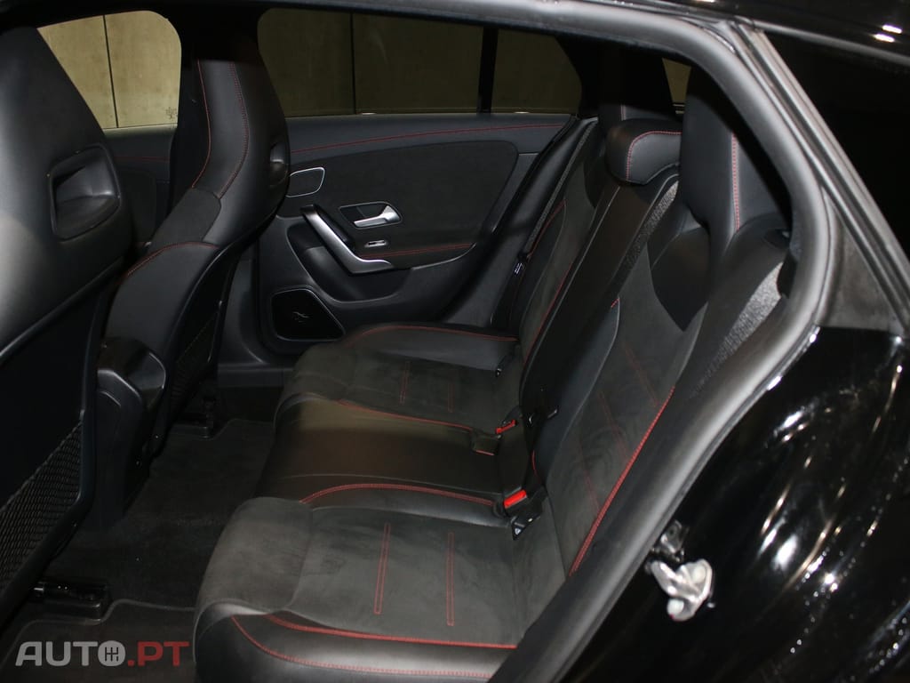 Mercedes-Benz CLA 250 e Shooting Brake AMG Line