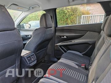 Peugeot 5008 1.5 BlueHDi Allure EAT8