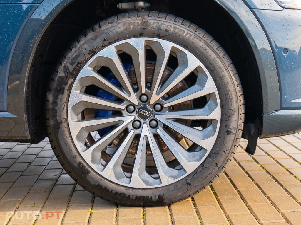 Audi Q8 E-Tron 55 quattro Advanced