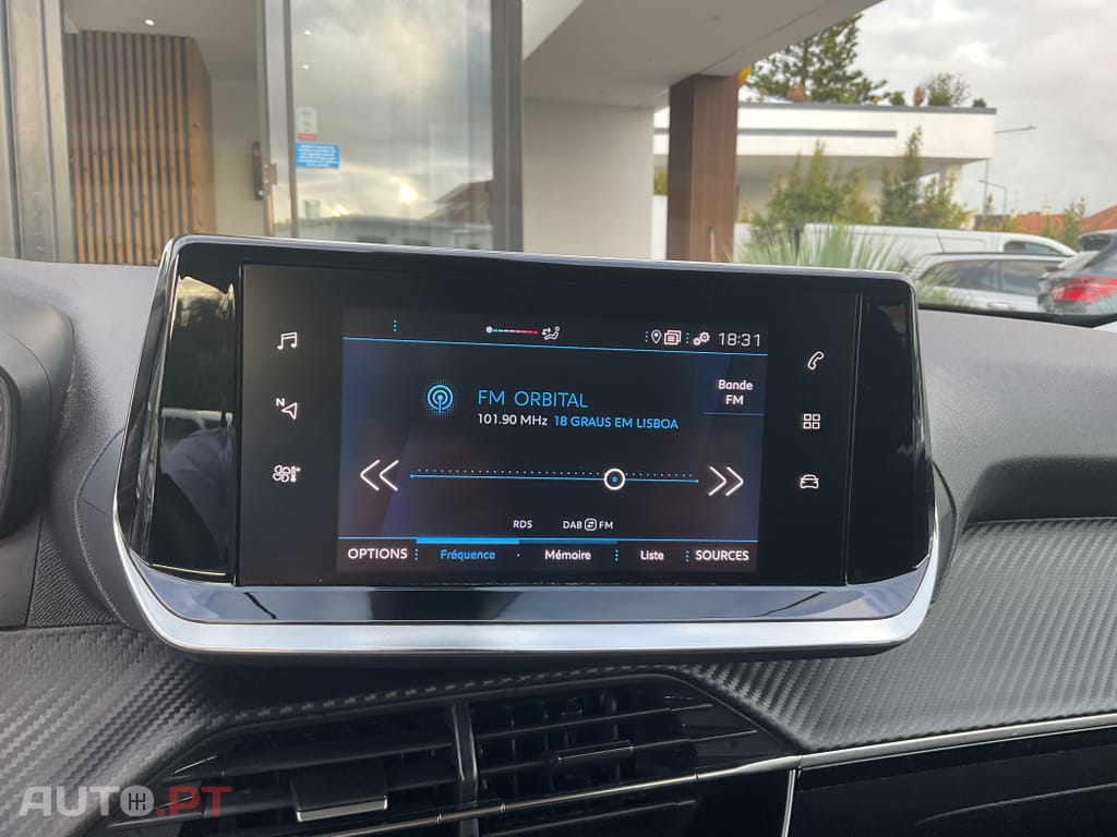 Peugeot 2008 1.5 BlueHDi Active