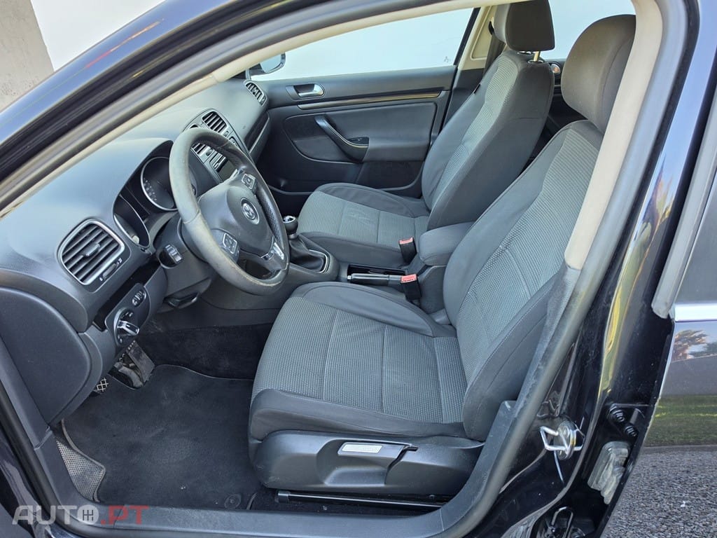 Volkswagen Golf Variant 1.6 TDi Confortline