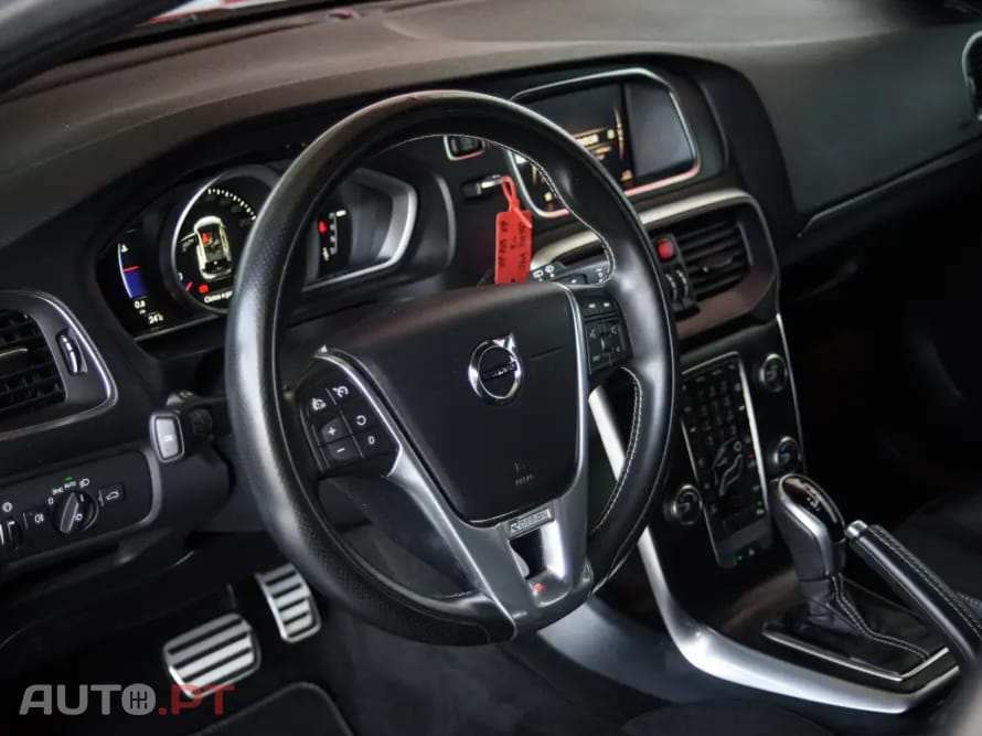 Volvo V40 1.5 T3 Sport Edition R Geartronic
