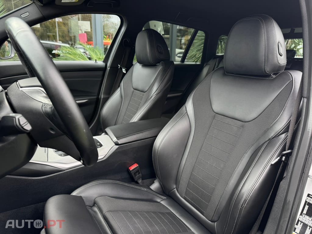 BMW 320 e Touring Corporate Edition Auto