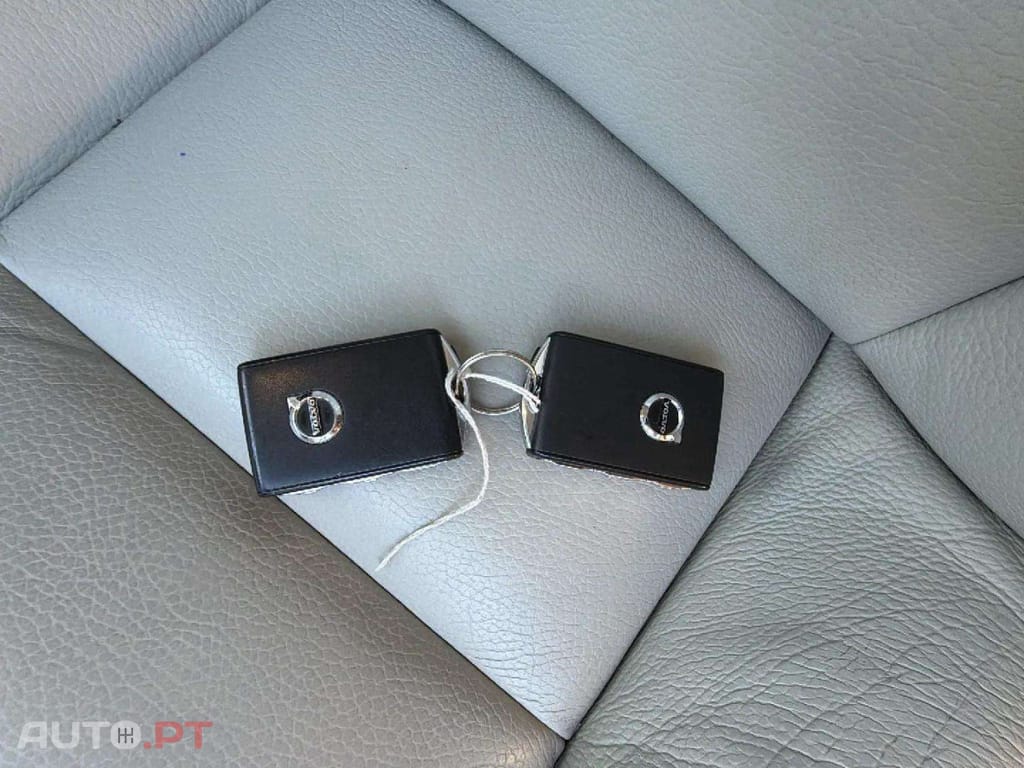 Volvo V90 2.0 D4 Momentum Plus