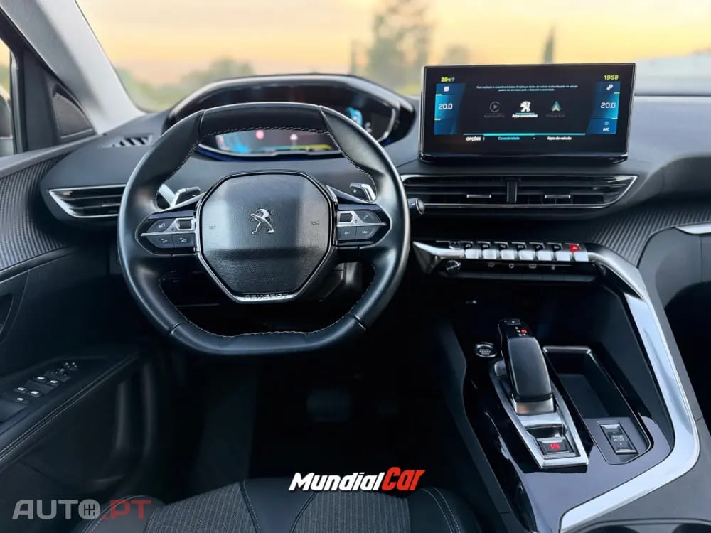 Peugeot 3008 1.6 Hybrid Allure e-EAT8