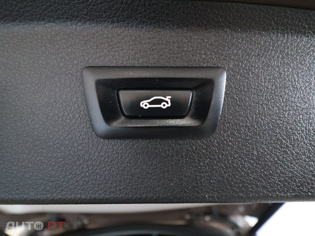 BMW 225 225xe Active Tourer advantage