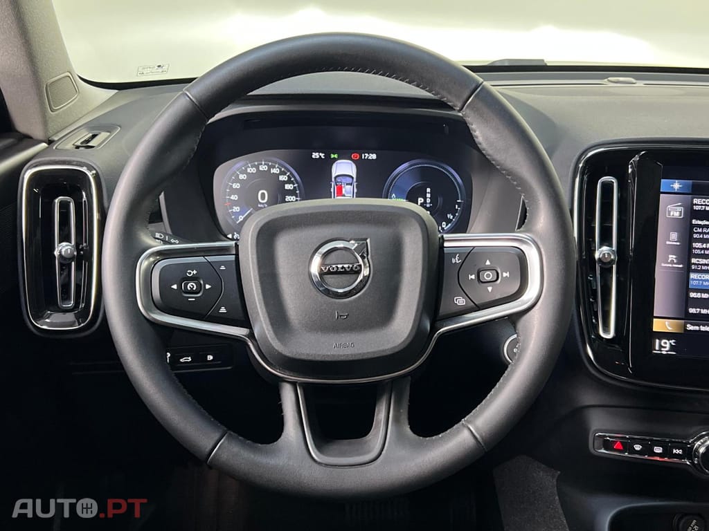 Volvo XC40 1.5 T4 211 PHEV Inscription