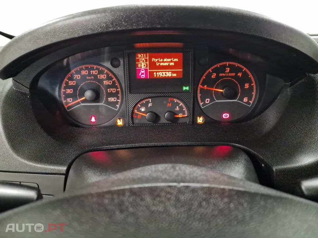 Peugeot Boxer 2.2 BlueHDi 335 L2H2 Pro GPS CAM. TRASEIRA IVA DEDUTIVEL